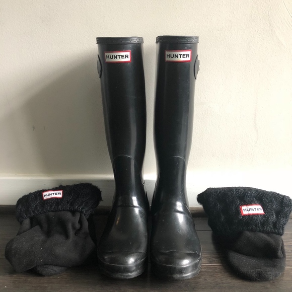 Hunter Original Tall Gloss boots & socks black 7 - Picture 1 of 4